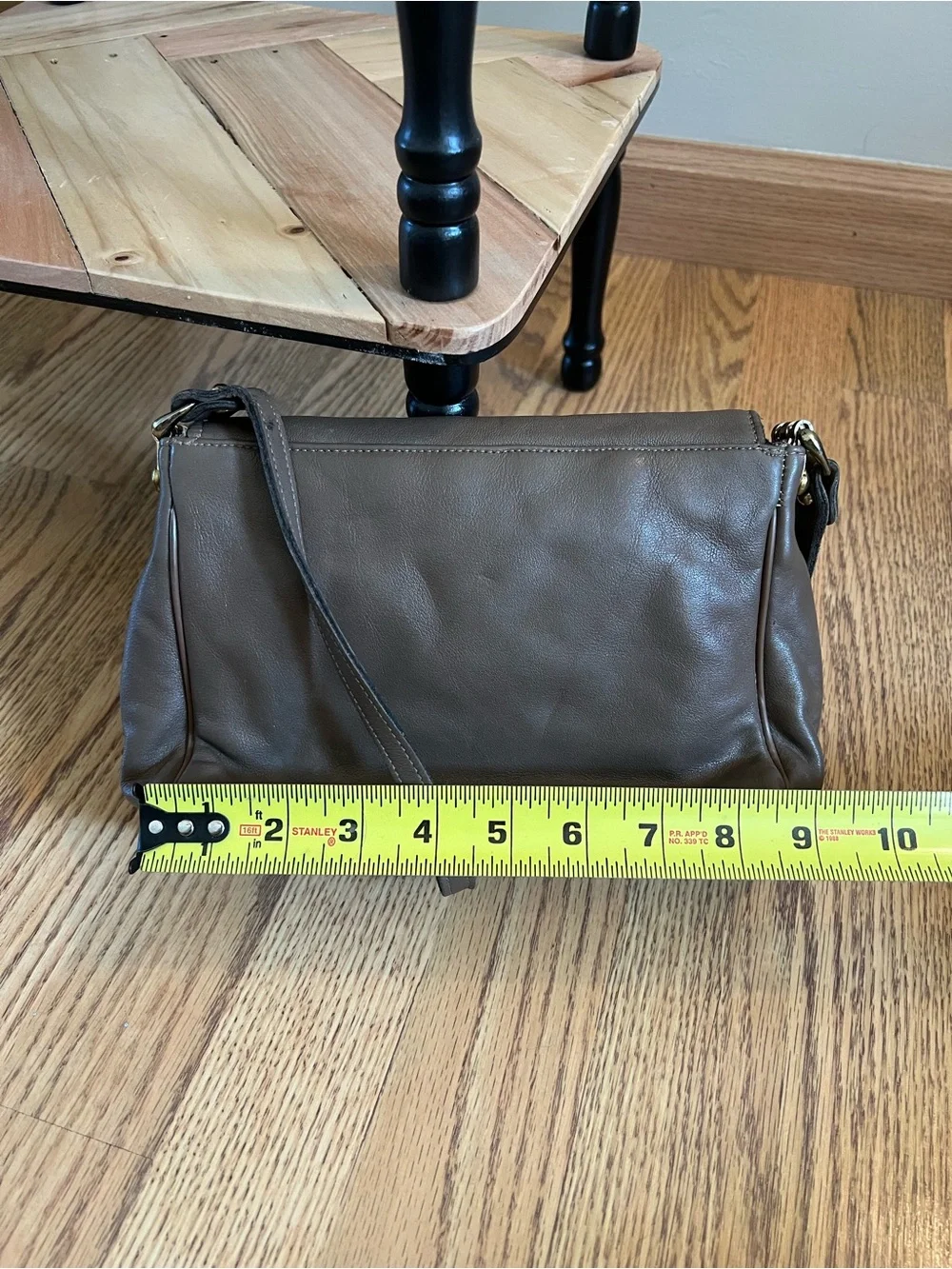 Etienne Aigner compact leather